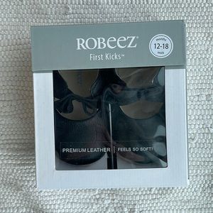 Black Robeez balet flats with bow